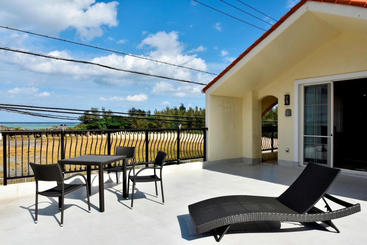 Maeda Biru House Villa Onna Eksteriør bilde